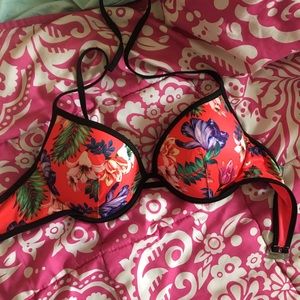 H&M Floral Bikini Top